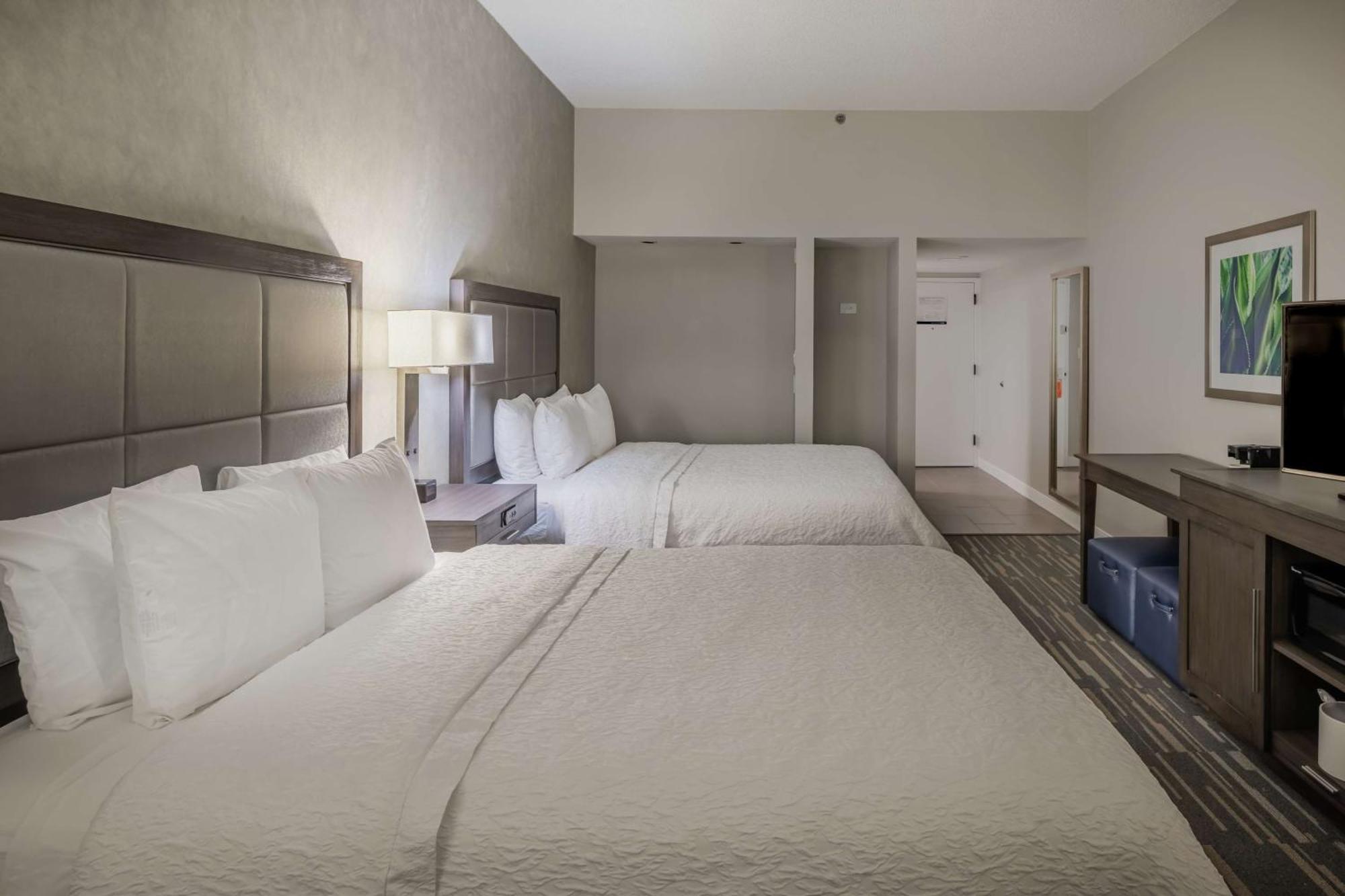 Hampton Inn Waco North Exteriör bild