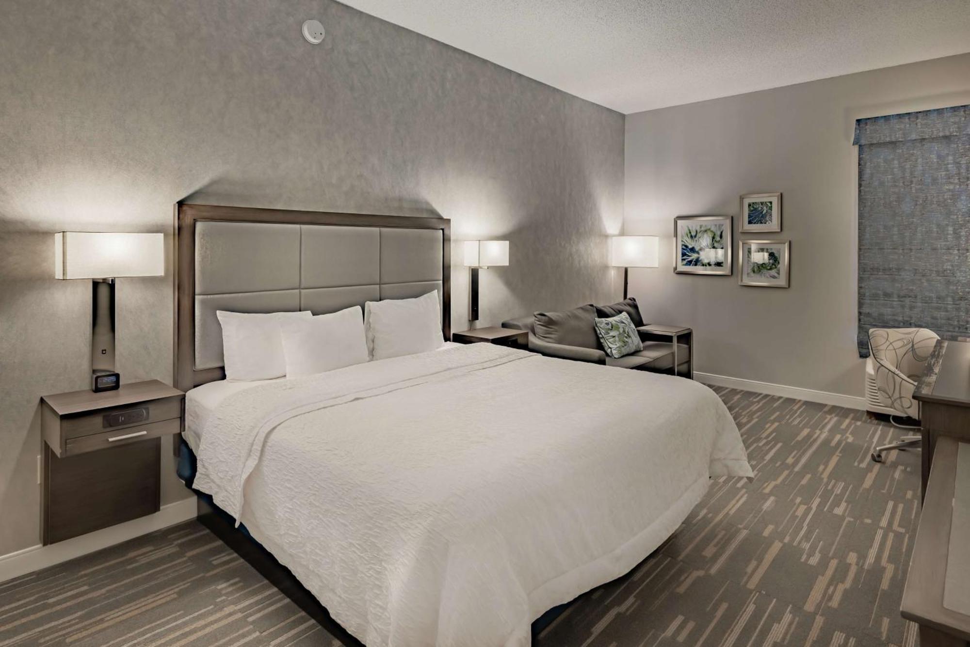 Hampton Inn Waco North Exteriör bild