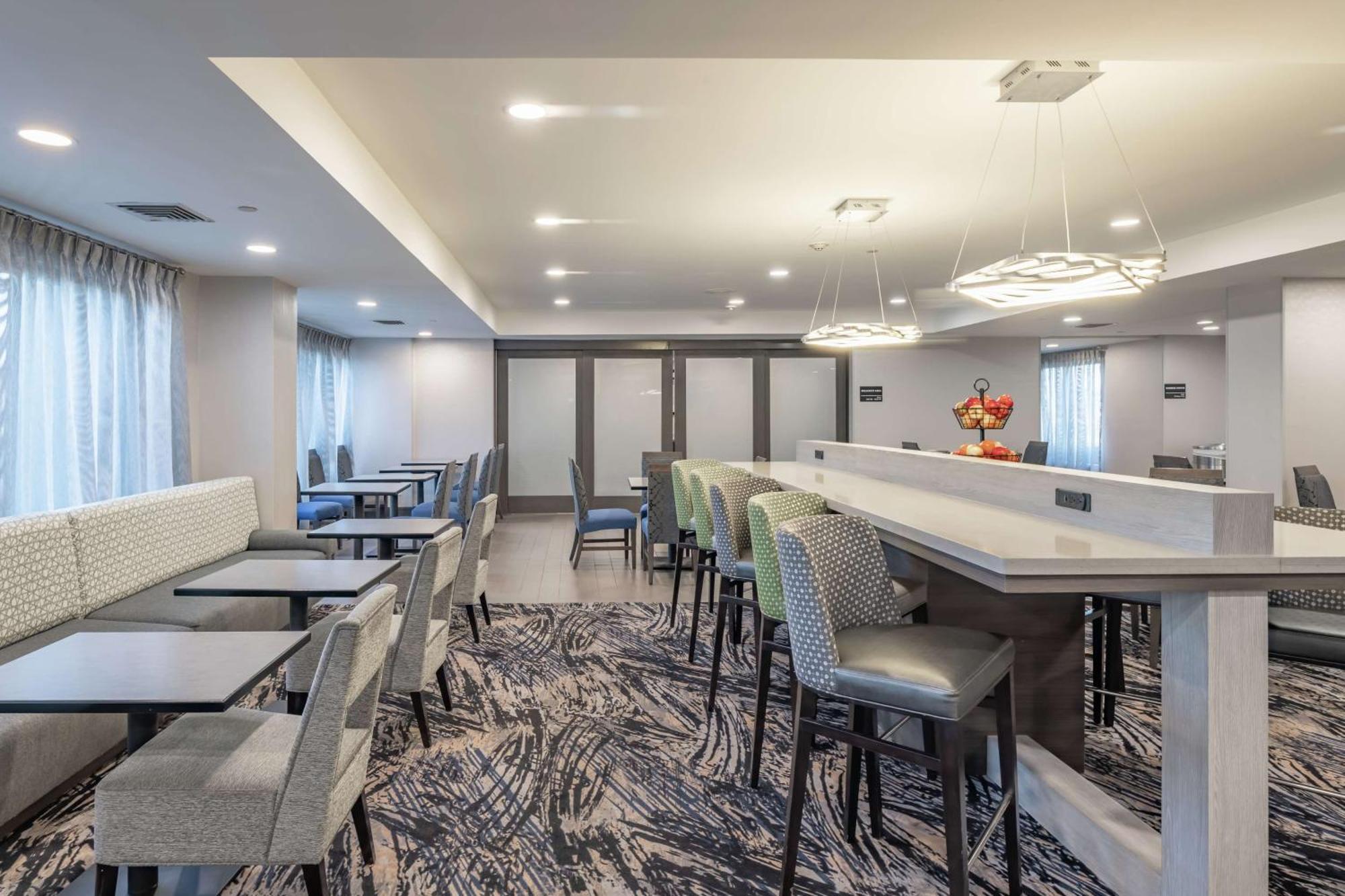 Hampton Inn Waco North Exteriör bild
