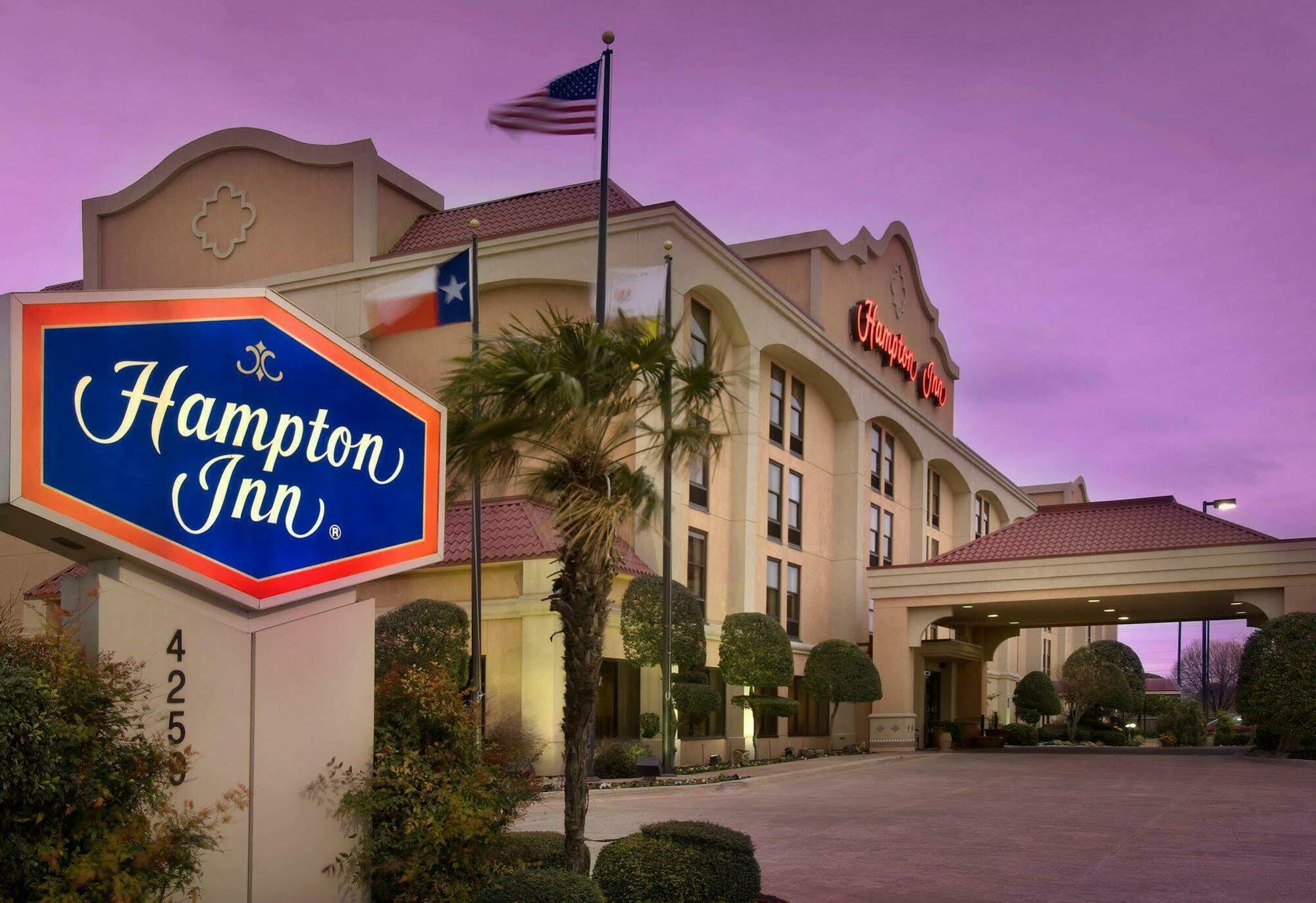 Hampton Inn Waco North Exteriör bild