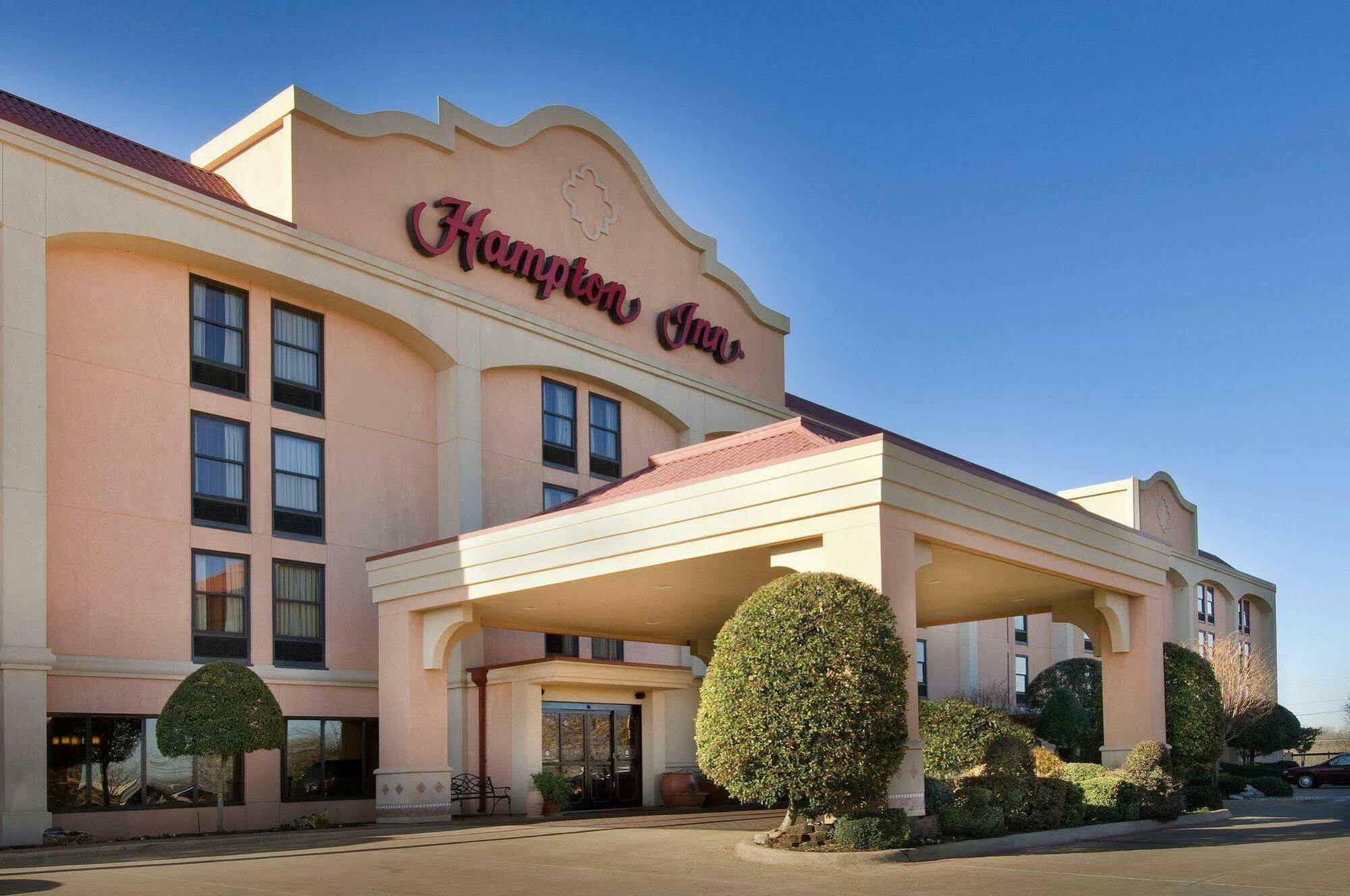 Hampton Inn Waco North Exteriör bild
